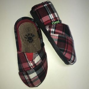 Dawgs Kaymann red plaid size  6 Toddler